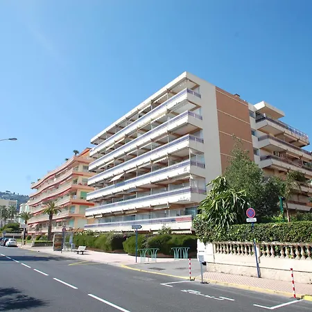 Beau 3p Renove Avec Terrasse, Parking Prive Et Climatisation - Fr-1-196-267 Menton